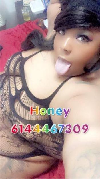  614-446-7309, 25  female escort, Brooklyn