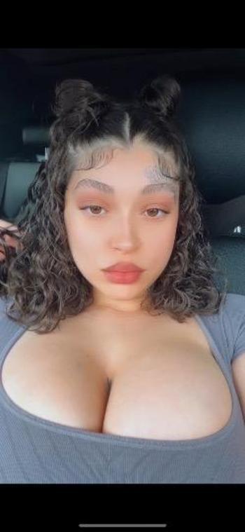 Natalie, 23  female escort, Brooklyn