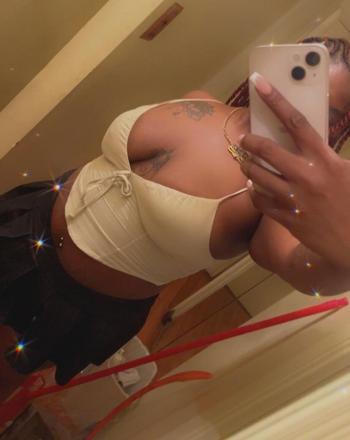 Velvet, 27  female escort, Brooklyn