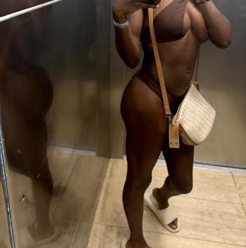 Cocoa Bae, 24  female escort, Brooklyn