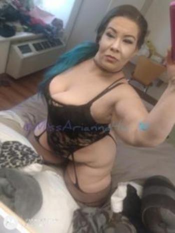 VERONICA, 42  female escort, Brooklyn