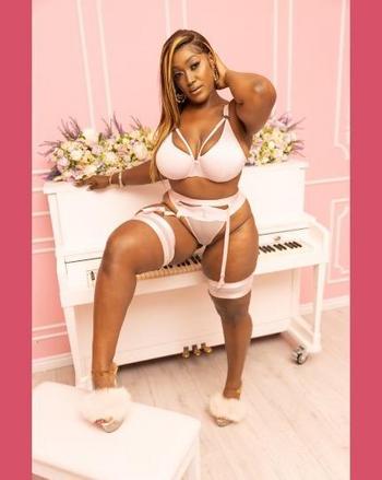 YANNI THE BOSS , 33  female escort, Brooklyn