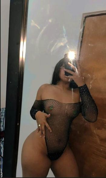 Anita, 26  female escort, Brooklyn
